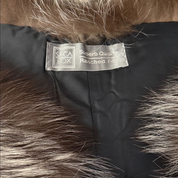 Saga fox fur stole wrap silver fox - Picture 9 of 13